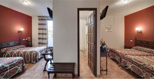 Hotel Mora