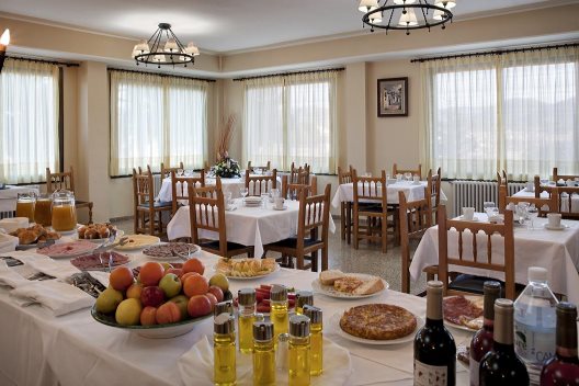 Hotel Mora