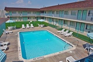 Hotel Motel 6 Denver Airport