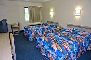 Hotel Motel 6 East Brunswick