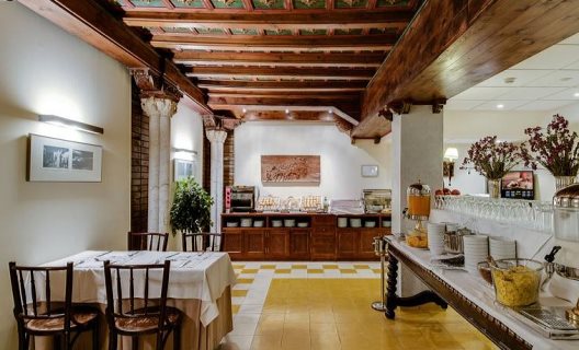 Hotel Murillo