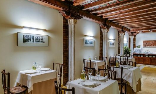 Hotel Murillo