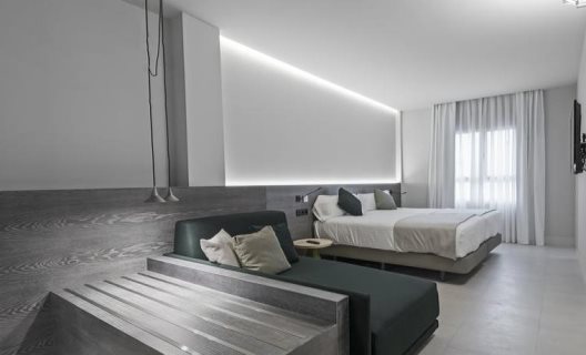 Hotel Myr Plaza Mercado & Spa