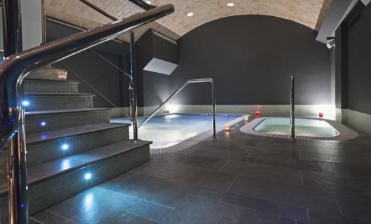 Hotel Myr Plaza Mercado & Spa