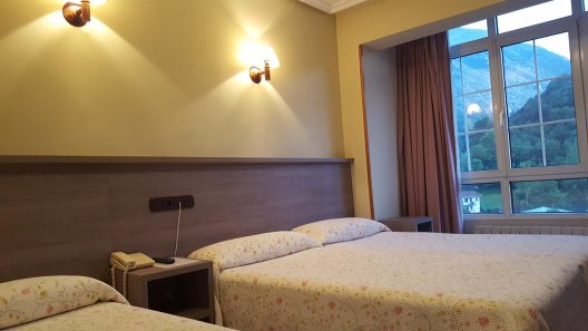Hotel Naranjo De Bulnes