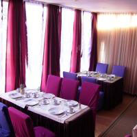 Hotel Nas Dom