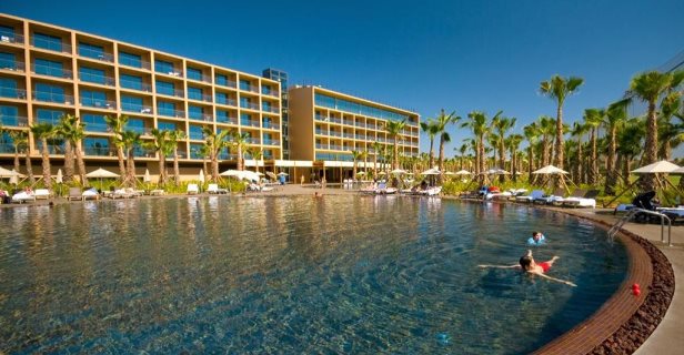 Hotel Nau Salgados Palace