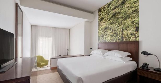 Hotel Neat Avenida