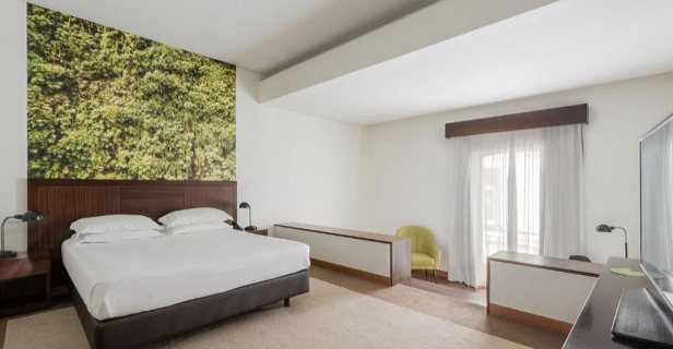 Hotel Neat Avenida