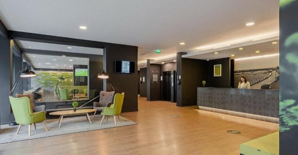 Hotel Neat Avenida