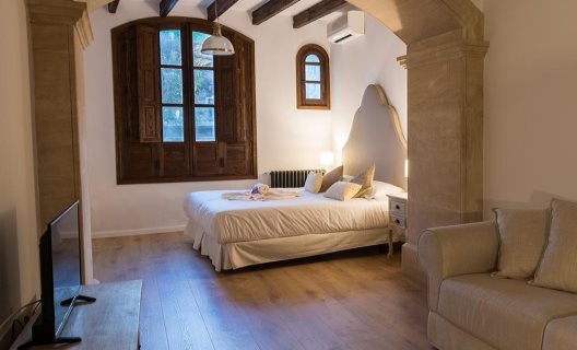 Hotel New Can Furios By Can Calco