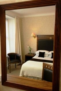 Hotel New County