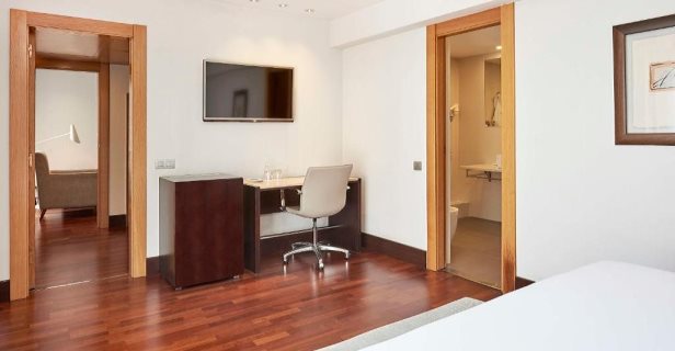 Hotel Nh Barcelona Stadium