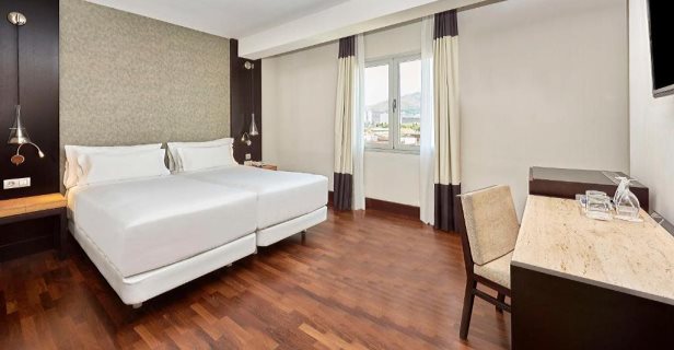 Hotel Nh Barcelona Stadium