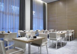 Hotel Nh Cavalieri