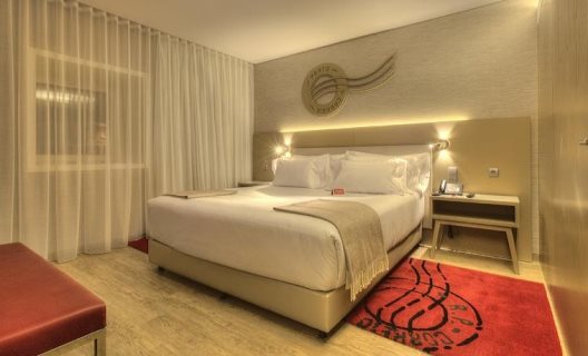 Hotel Nh Collection Porto Batalha