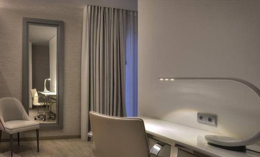 Hotel Nh Collection Porto Batalha