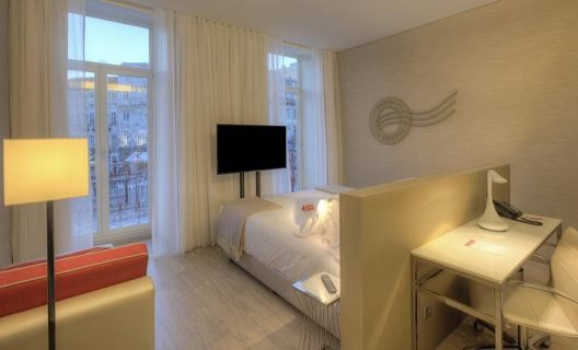 Hotel Nh Collection Porto Batalha