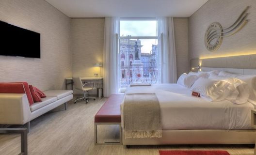 Hotel Nh Collection Porto Batalha