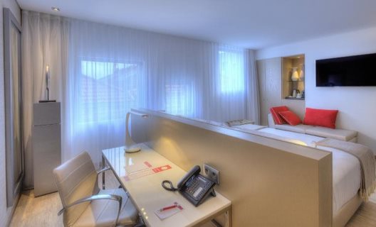 Hotel Nh Collection Porto Batalha