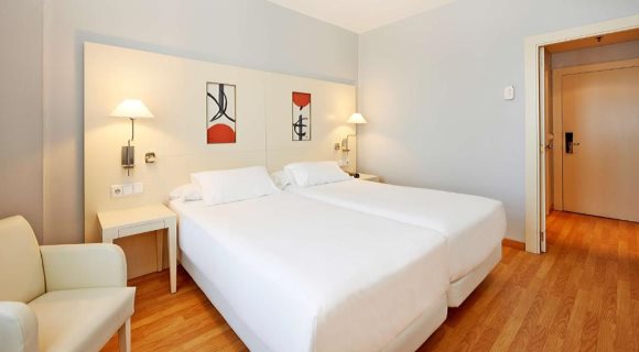 Hotel Nh Las Artes