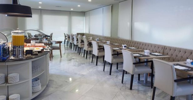 Hotel Nh Madrid Barajas Airport