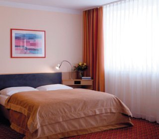 Hotel Nh Munchen Neue Messe