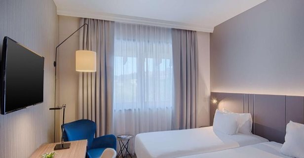 Hotel Nh Villa Carpegna