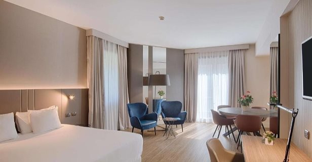 Hotel Nh Villa Carpegna