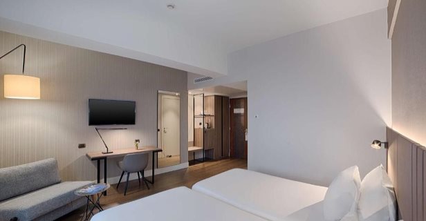 Hotel Nh Villa Carpegna