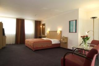 Hotel Nh Zurich Airport