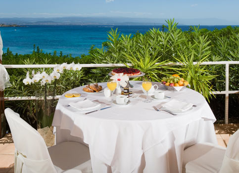 Hotel Nicolaus Club Baia Dei Pini