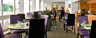 Hotel Novotel Aix En Provence Beaumanoir Les 3 Sautets