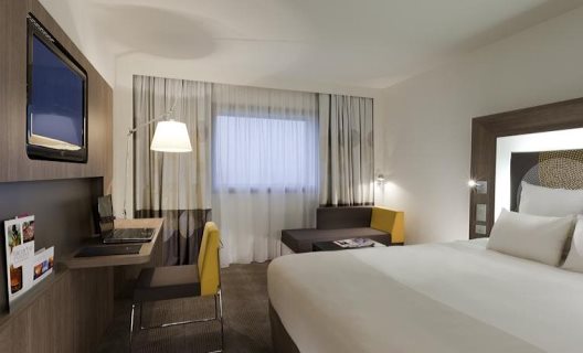 Hotel Novotel Bordeaux Le Lac