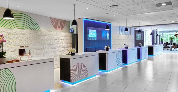 Hotel Novotel London West