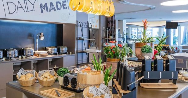 Hotel Novotel Setubal