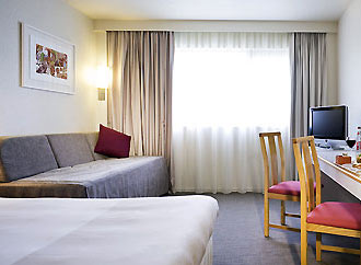 Hotel Novotel Tours Sud
