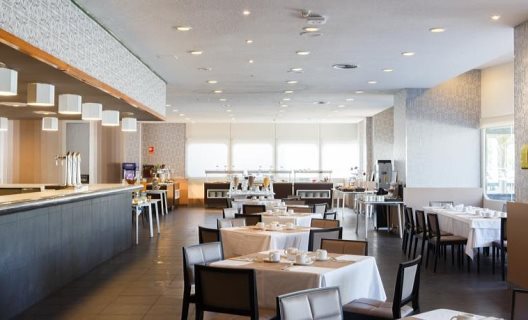 Hotel Novotel Valencia Lavant