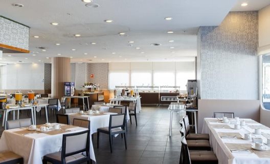 Hotel Novotel Valencia Lavant