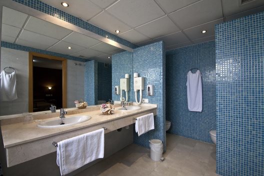 Hotel Ns Albolut