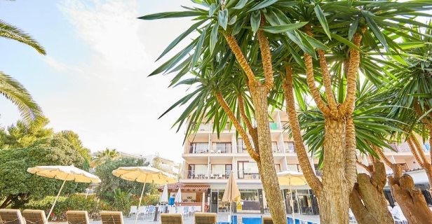 Hotel Nura Condor