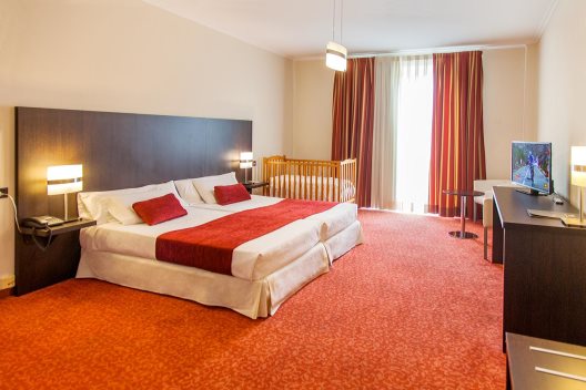 Hotel O Val Do Naseiro