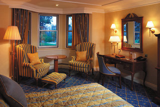 Hotel Oakley Court