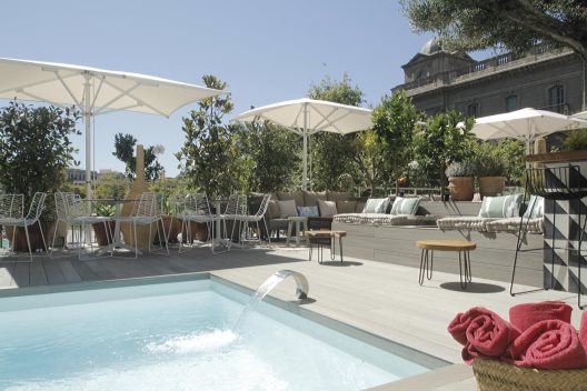 Hotel Oasis