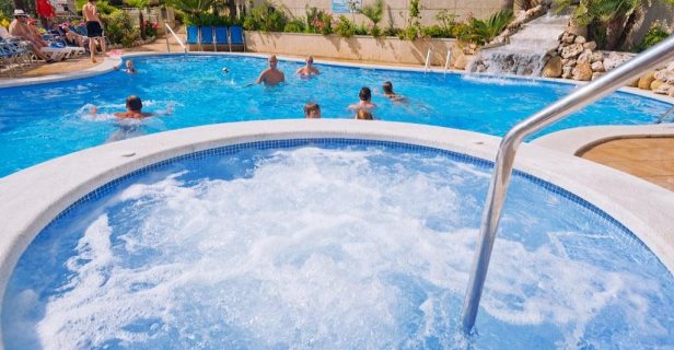 Hotel Oasis Park Splash