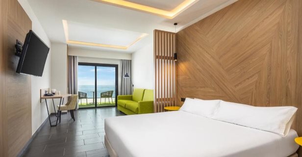 Hotel Occidental Roca Negra Spa