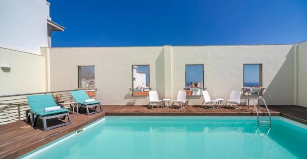 Hotel Occidental Santa Cruz Contemporáneo