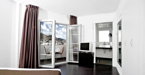 Hotel Occidental Santa Cruz Contemporáneo