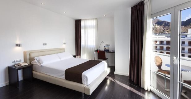 Hotel Occidental Santa Cruz Contemporáneo