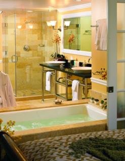 Hotel Ocean Key Resort & Spa
